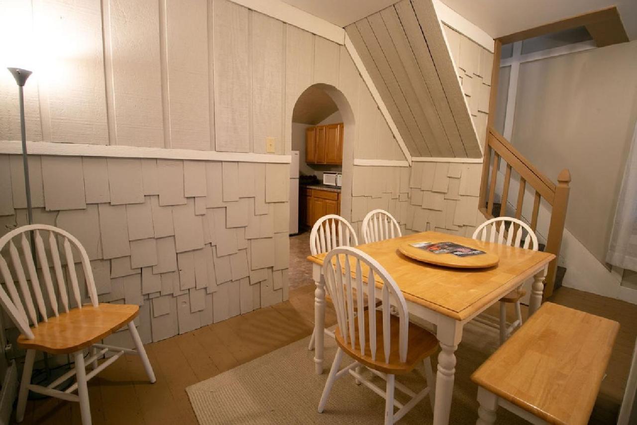 Downtown 2 Bedroom Cottage, Sleeps 6, Walking Distance To Honeywell, Downtown Restaurants, Shopping Wabash Dış mekan fotoğraf